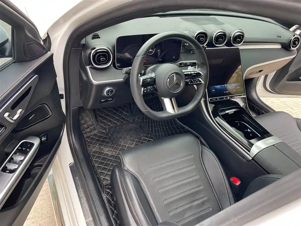 Mercedes-Benz C-Class 2022 Facelift C 200 L Sport фото 10