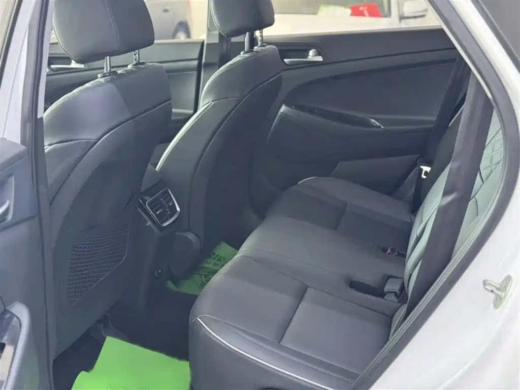 Hyundai Tucson 2019 280TGDi Dual-clutch 2WD Fashion Edition China VI фото 12