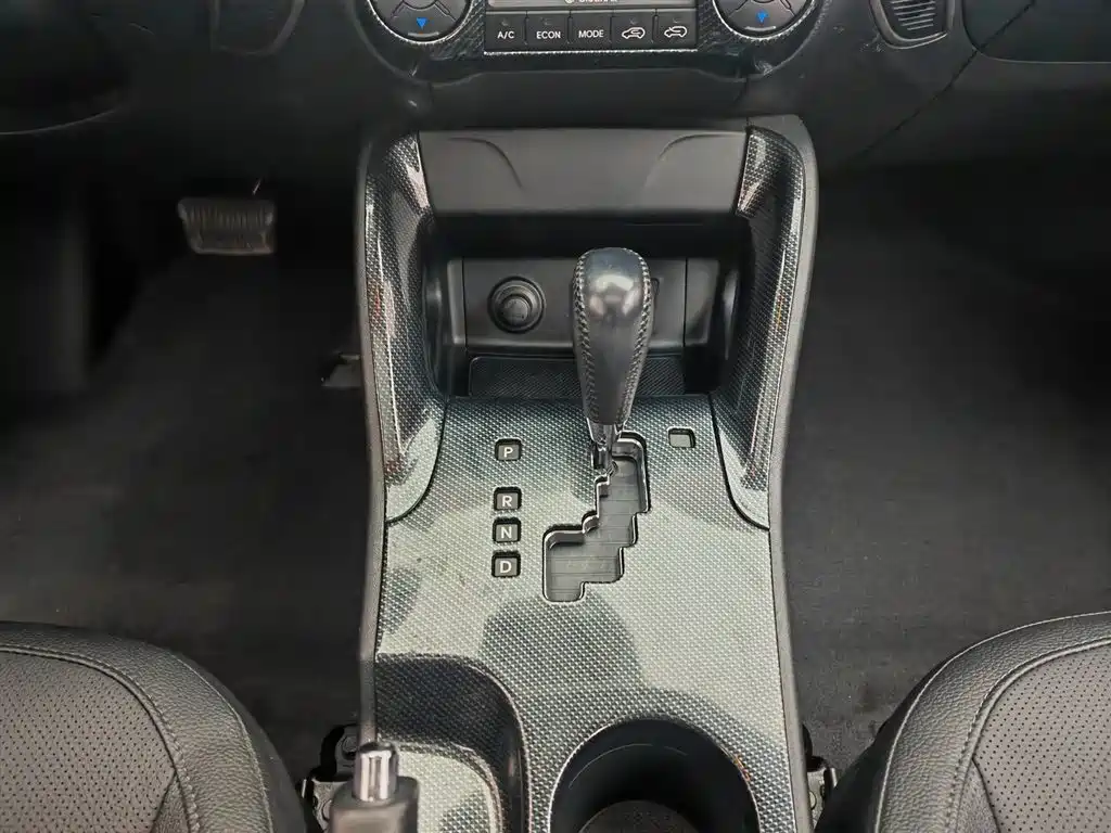 Hyundai Beijing Hyundai ix35 2013 2.0L Auto 2WD Smart GLS China IV фото 13
