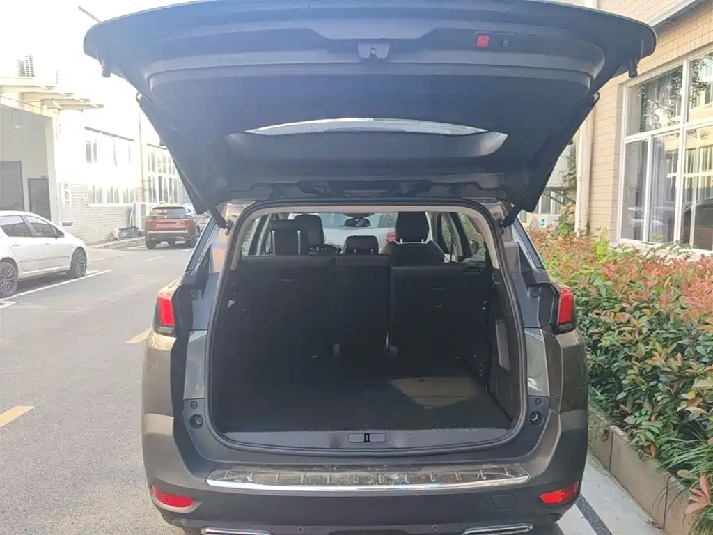 Peugeot 5008 2019 400THP 7-Seat Flagship Luxury Edition фото 15