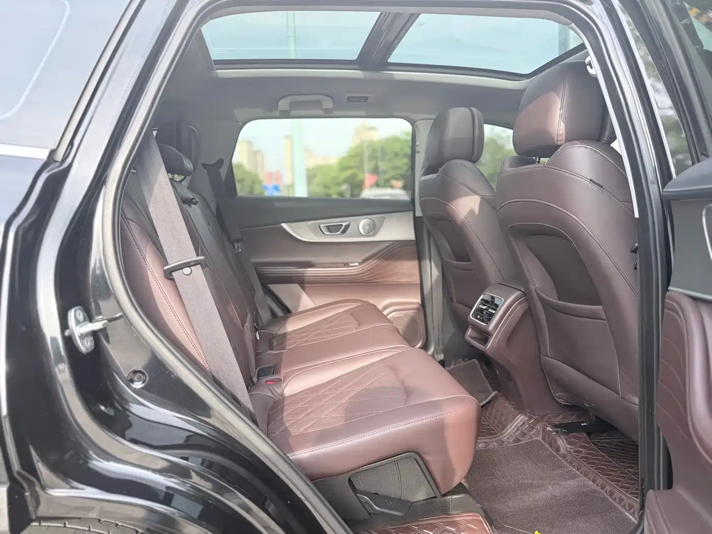 Chery Tiggo 8 PRO 2023 2022 290T 2WD Vast Version 5-Seater