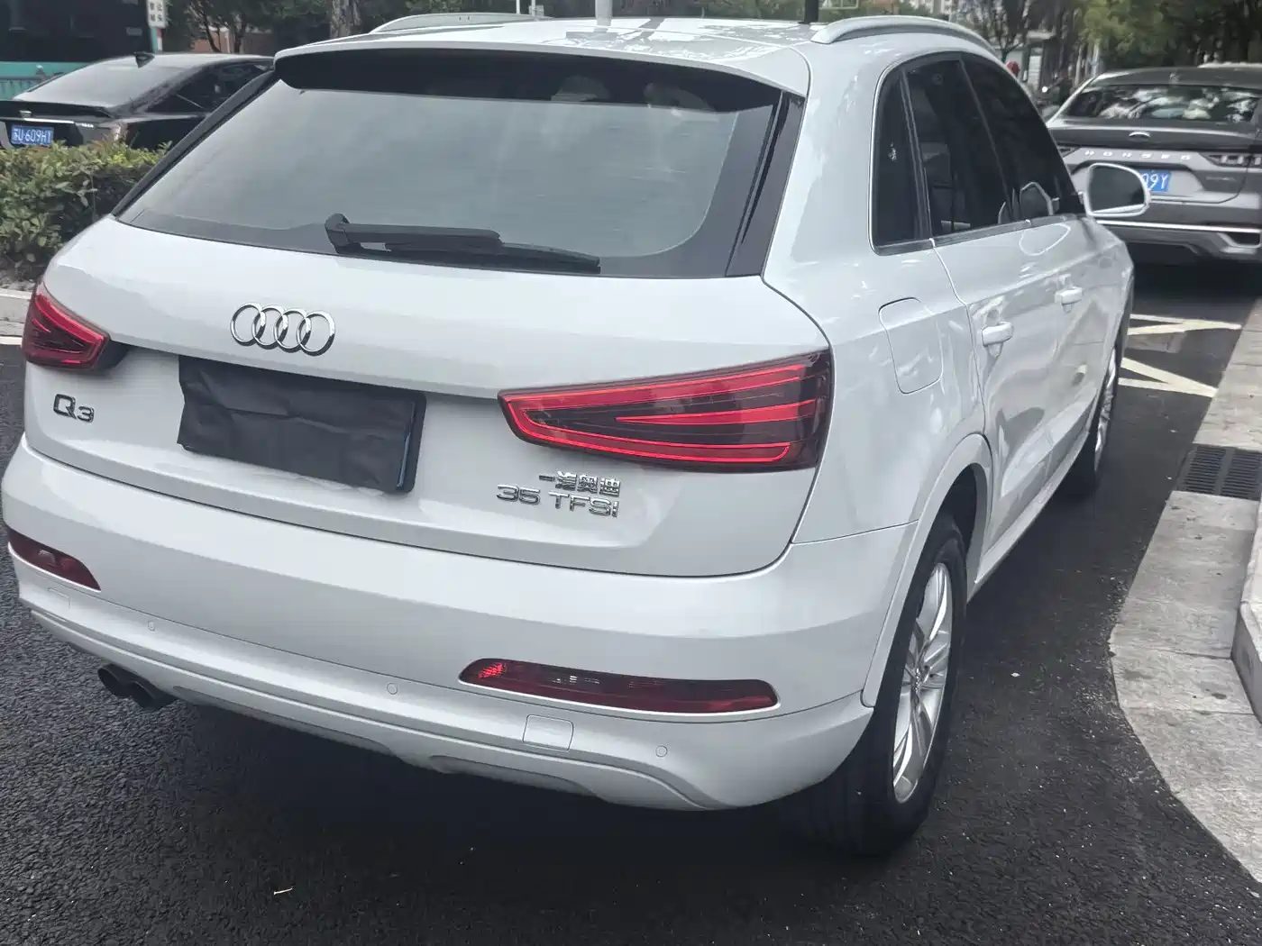 Фото 11 - Audi Q3