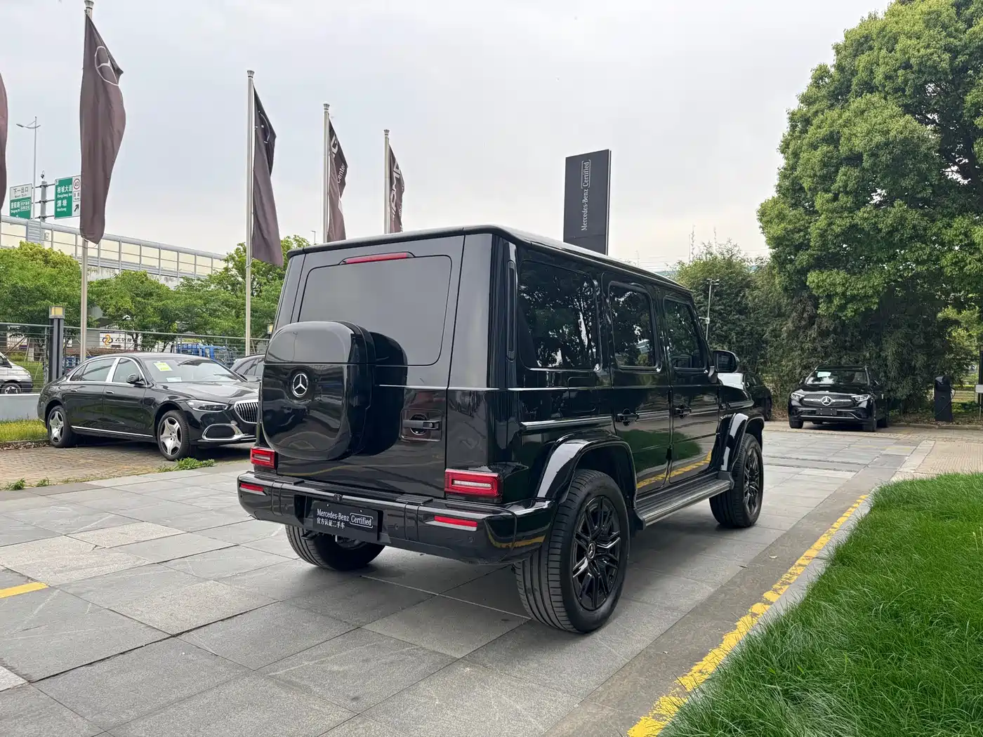 Mercedes-Benz G-Class New Energy 2025 G580 Launch Special Edition фото 26