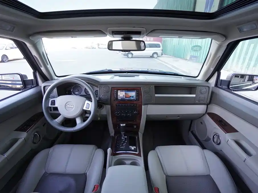 Jeep Commander Classic 2009 2008 Model 4.7