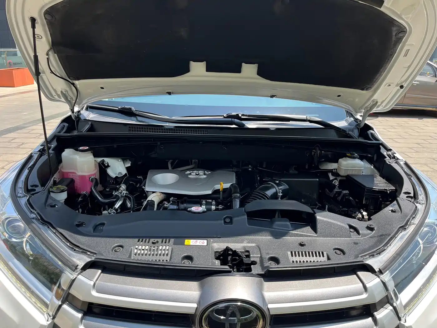 Toyota Highlander 2021 2.0T AWD Luxury 7-Seater фото 28