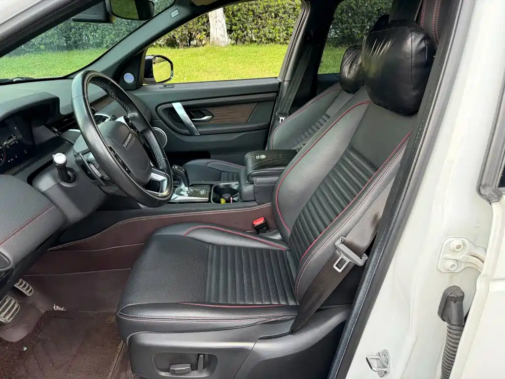 Фото 8 - Land Rover Discovery Sport