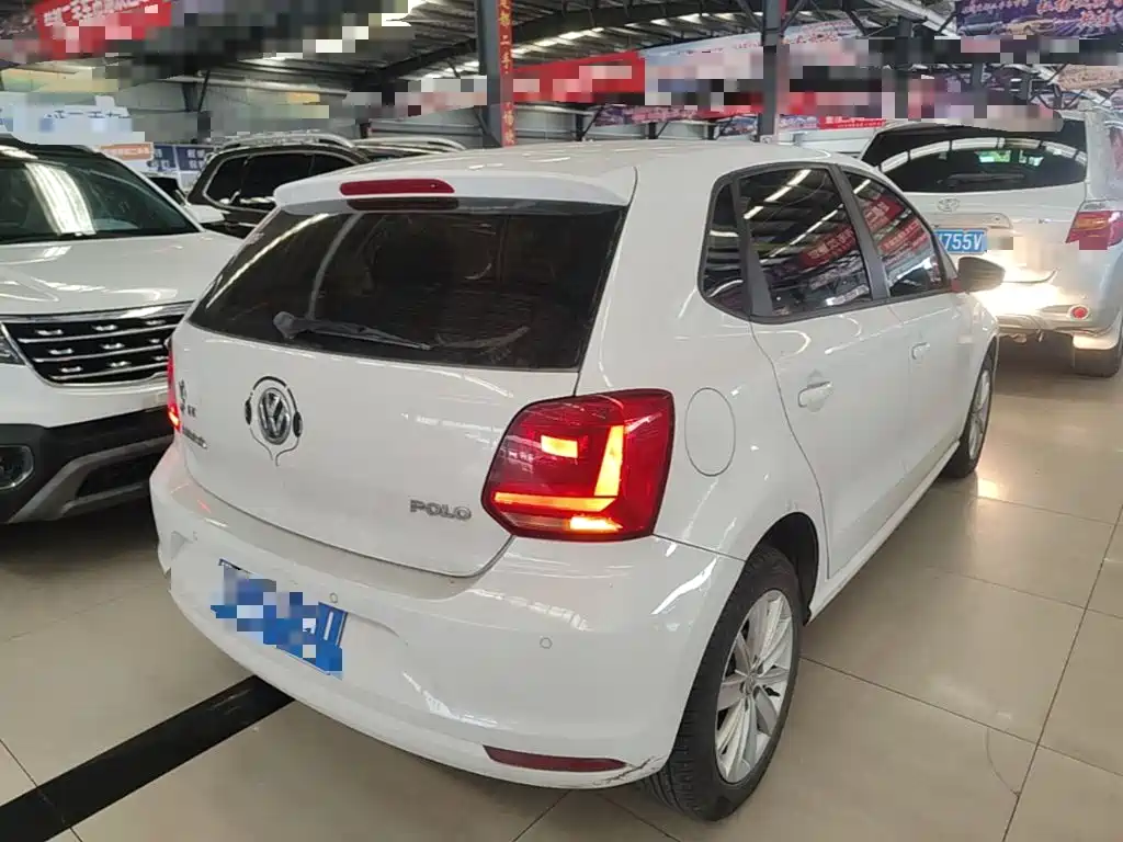 Volkswagen Polo 2015 2014 1.4L Automatic Comfort Edition