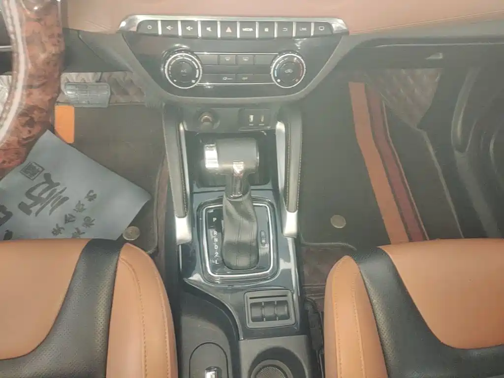 BAIC Senova X35 2018 2016 1.5L Automatic Luxury Edition