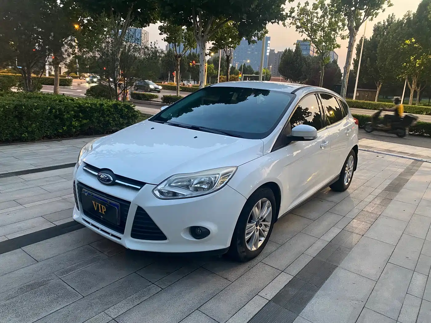 Фото 1 - Ford Focus