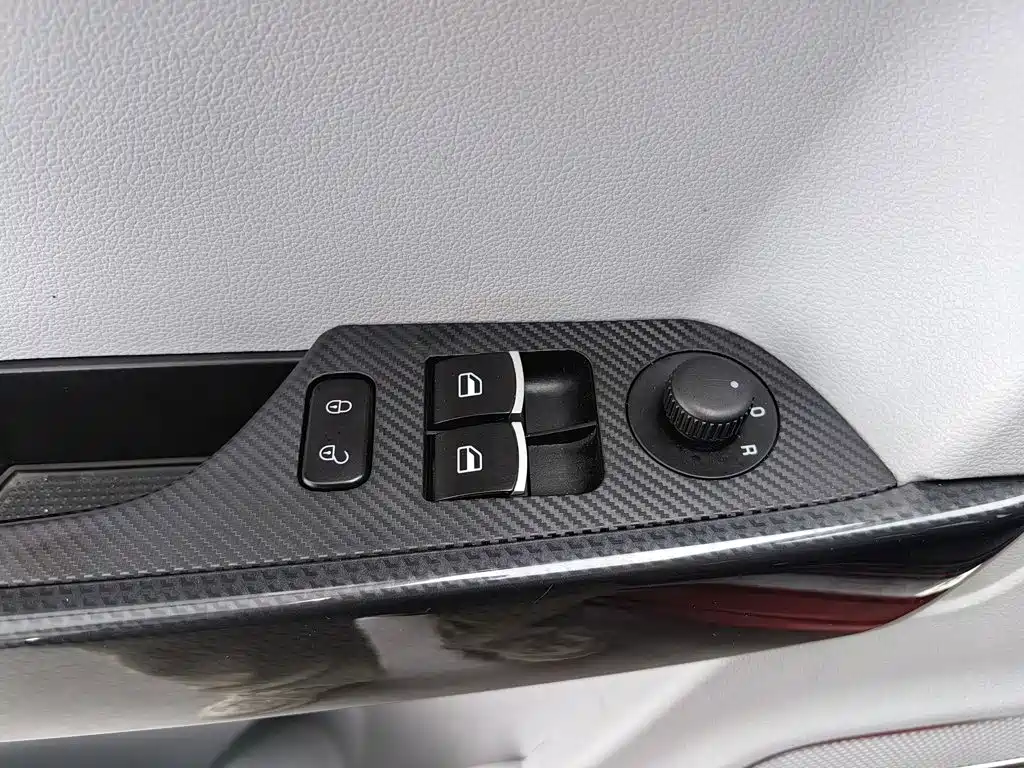 Zotye E200 2016 2016 3-Door 2-Seater Tech Edition