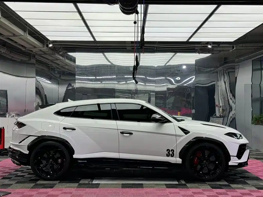 Lamborghini Urus 2022 4.0T V8 Performante фото 2