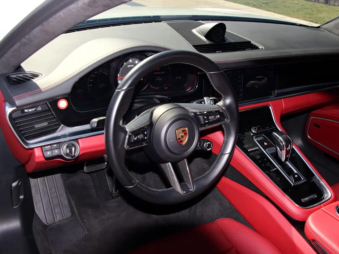 Porsche Panamera 2023 Panamera GTS 4.0T фото 13