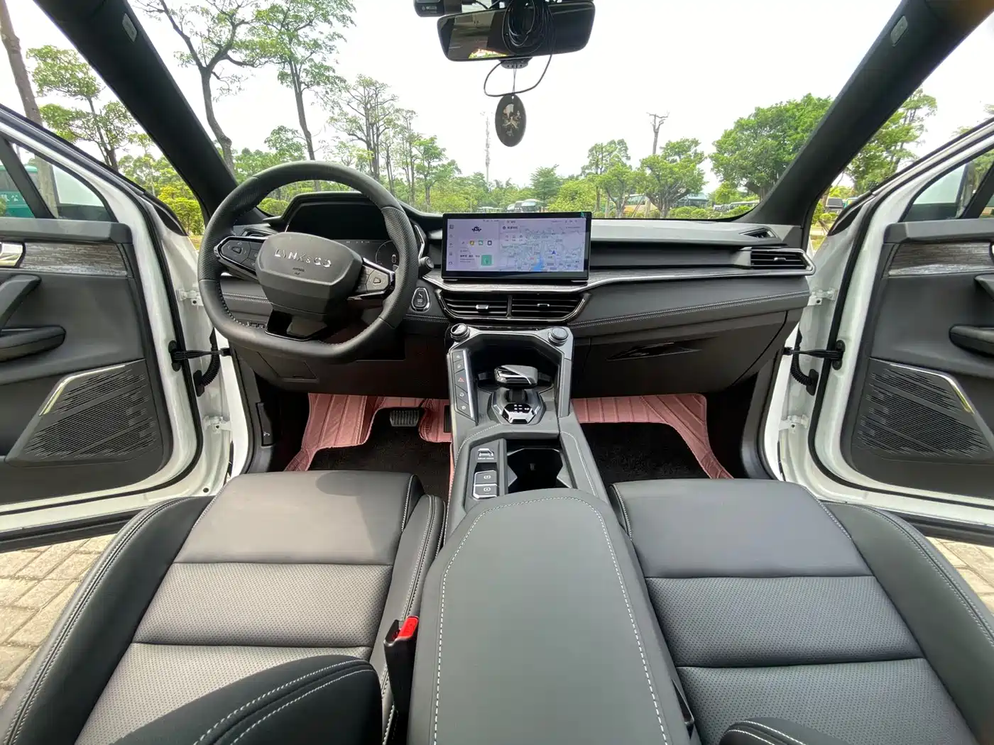 Lynk & Co 06 2023 Remix 1.5T Power Halo фото 8