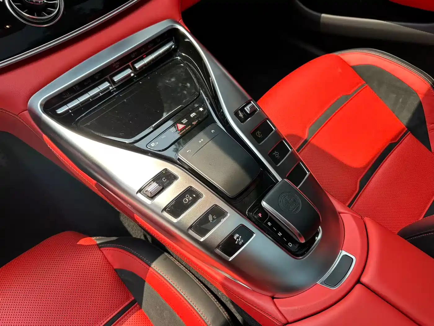 MERCEDES-BENZ AMG GT