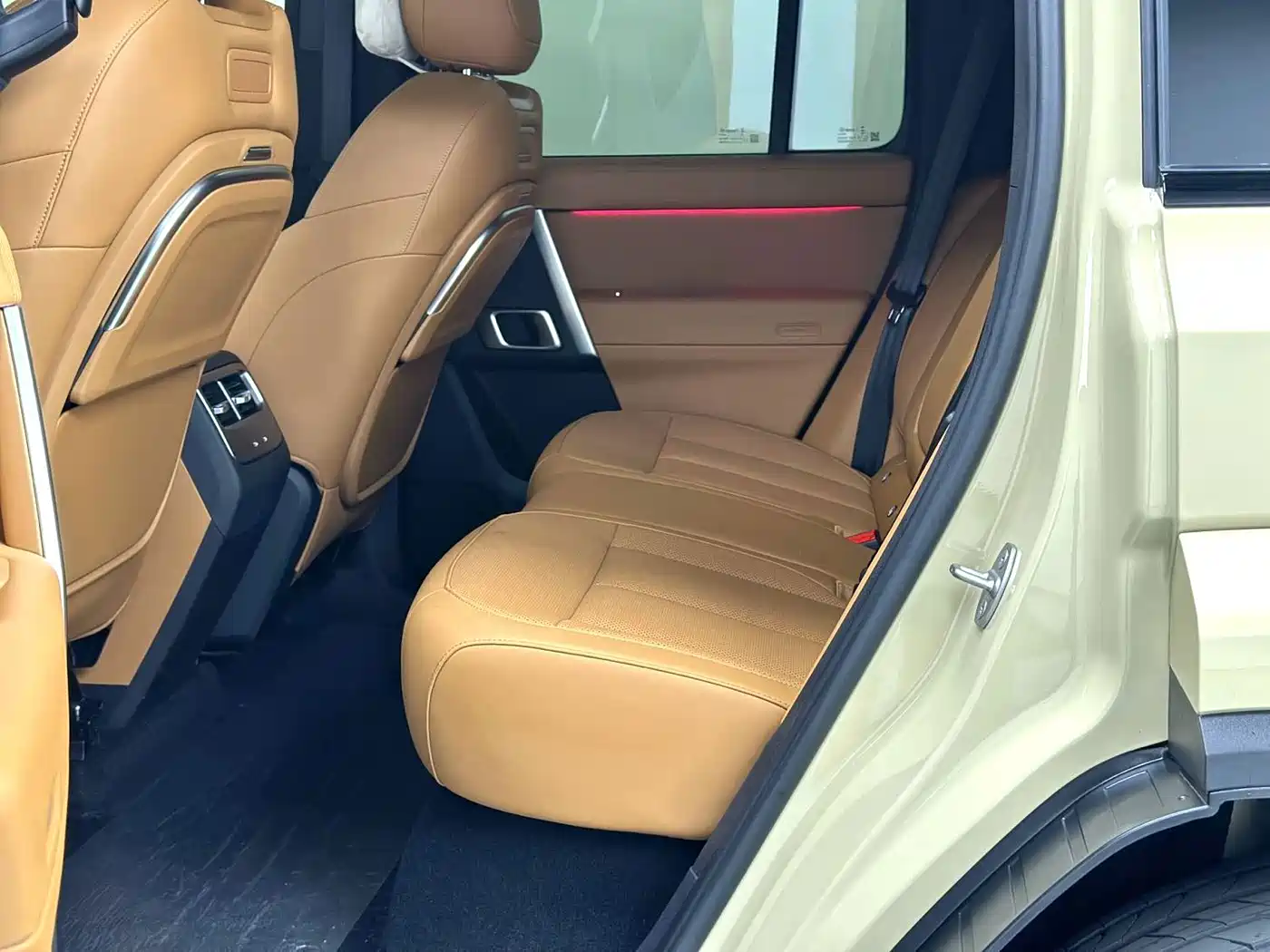 iCAR V27 2026 2026 200KM AWD Falcon 500