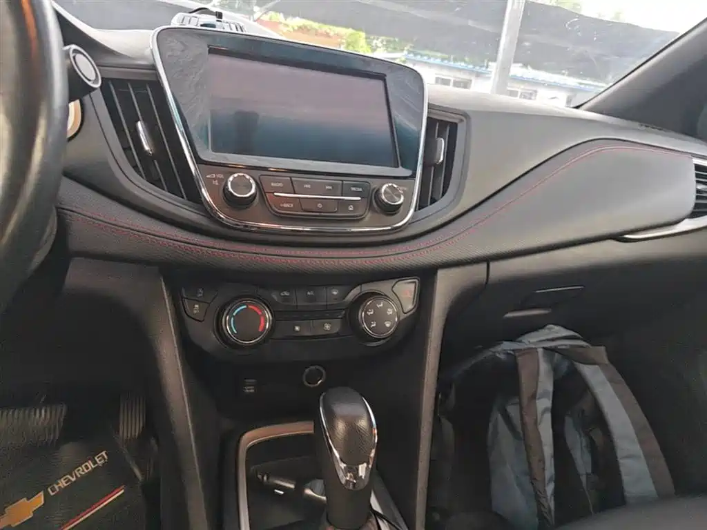 Chevrolet Monza 2019 RS 330T Auto Smooth Edition China VI фото 13
