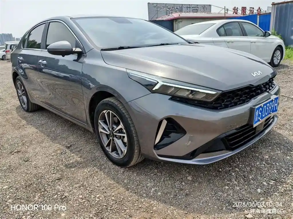 Kia K3 2023 Model 1.5L CVT Luxury Edition фото 3