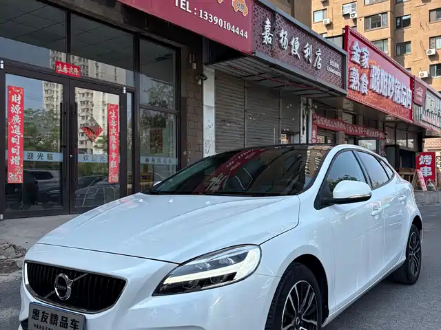 Volvo Volvo V40 2018 T3 Inscription Edition