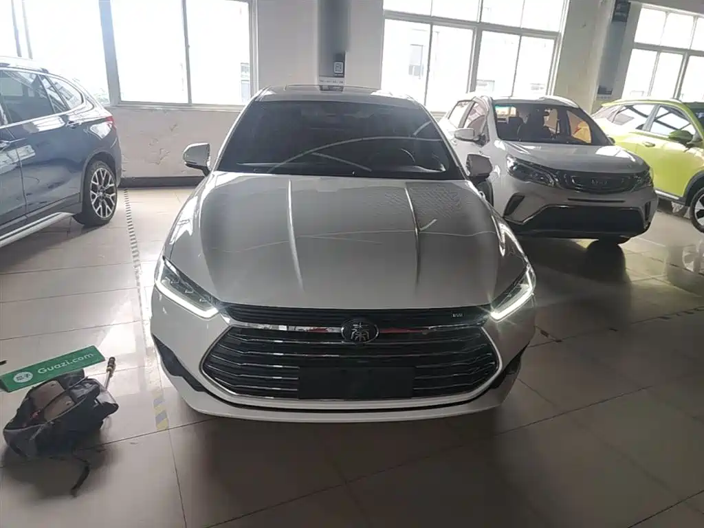 BYD Qin Pro 2019 Super Edition 1.5TI Automatic Smart Connected Feng Shang Type China VI фото 3