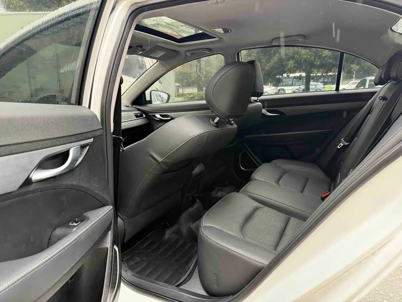 GEELY AUTOMOBILE EMGRAND