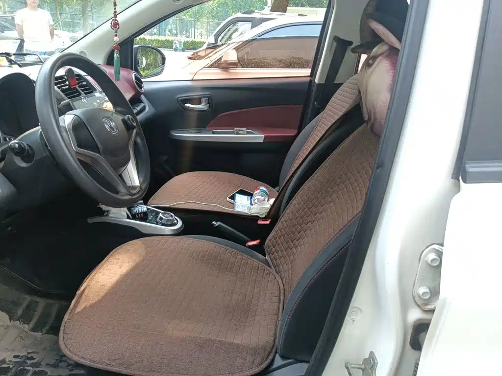 Changan Benben 2017 2015 1.4L IMT Luxury (China V)