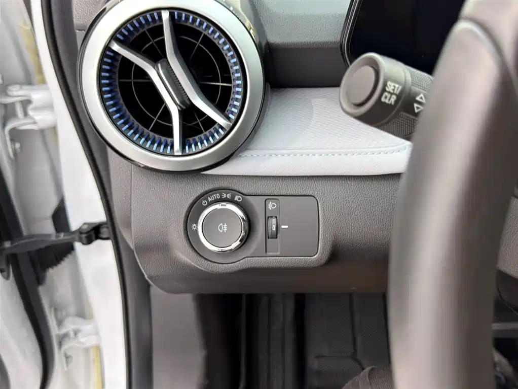 Chevrolet Monza 2023 1.5L Dual-Clutch Enjoyment Edition фото 9