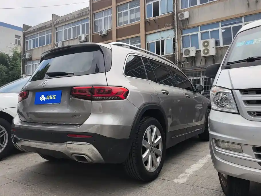 Фото 3 - Mercedes-Benz GLB