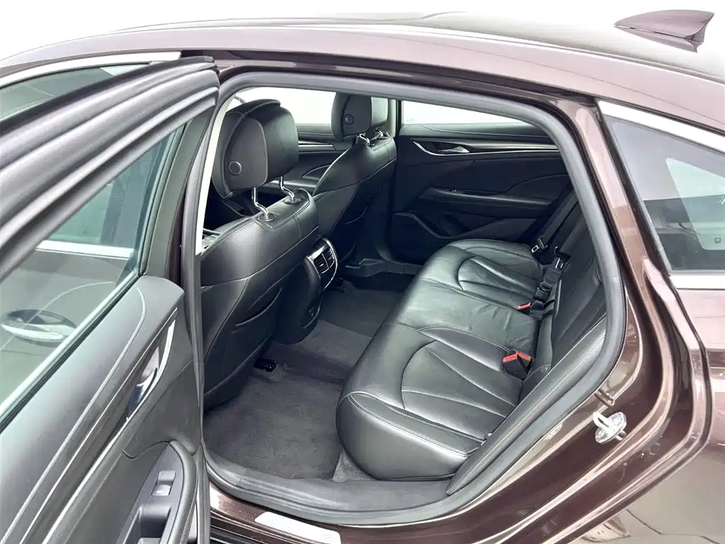 Buick LaCrosse 2018 Model 20T Elite Edition фото 6