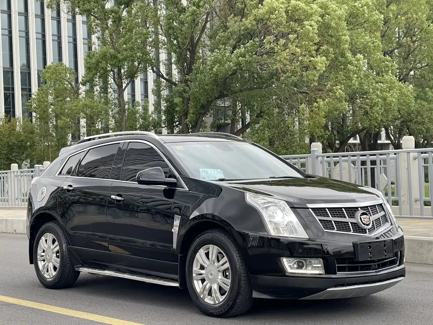 Cadillac SRX 2012 3.0L Luxury Model фото 3