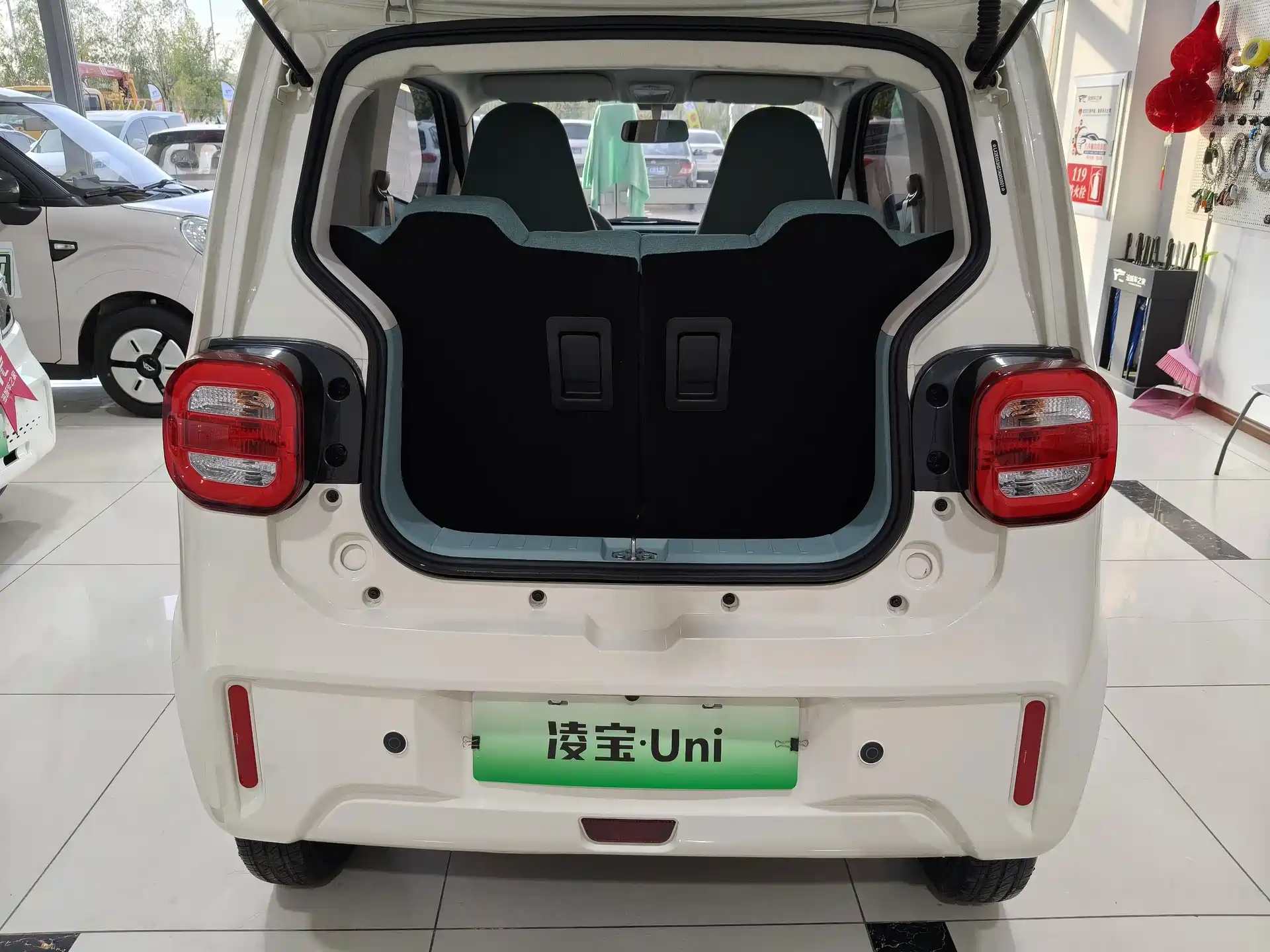 Photo 18 - Lingbao Auto Lingbao Uni