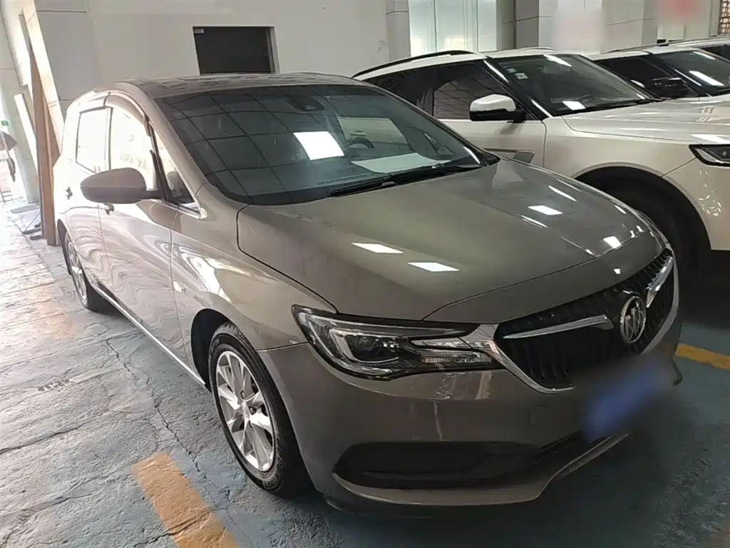 Buick GL6 2018 2018 18T 6-Seater Luxury