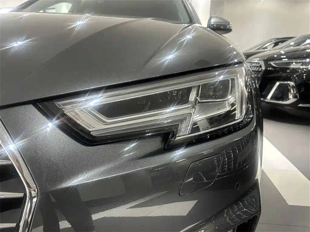 Audi A4L 2019 40 TFSI Progressive (China V) фото 12