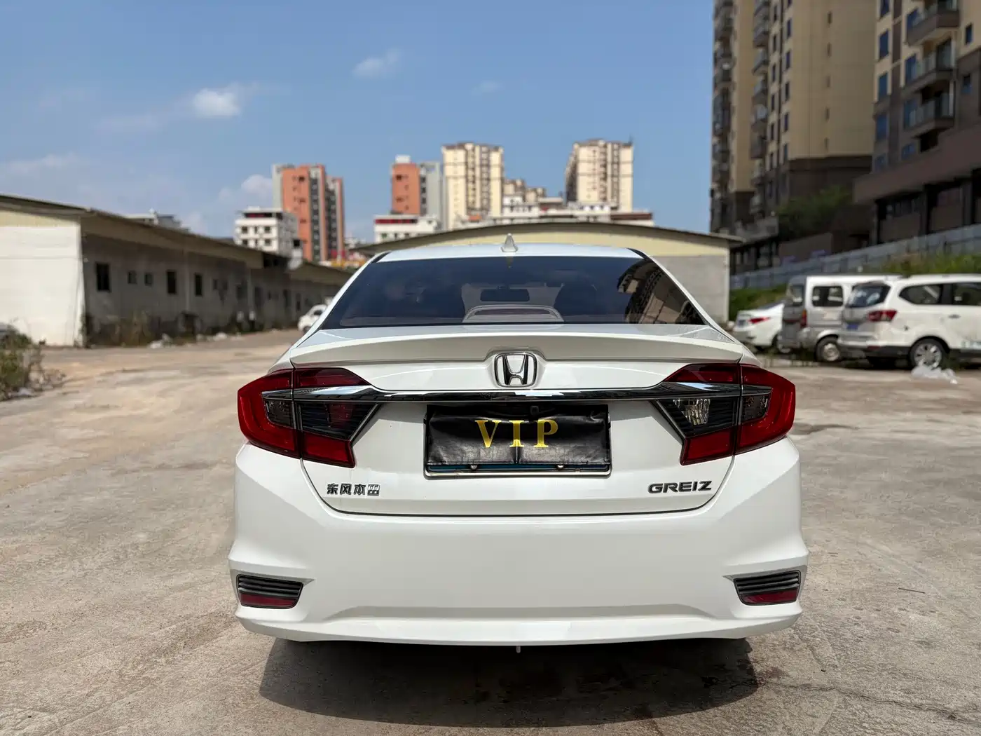 Honda Greiz 2017 2016 1.5L CVT Comfort Edition