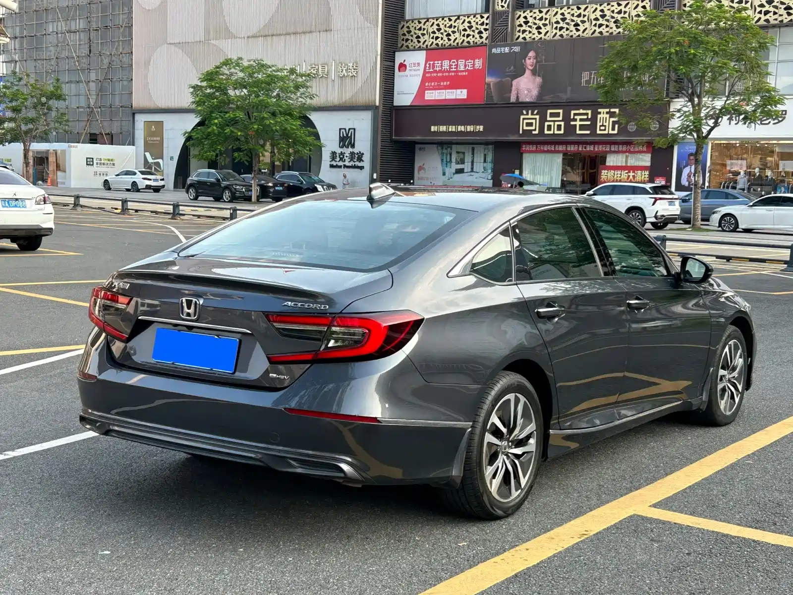 Фото 7 - Honda Accord