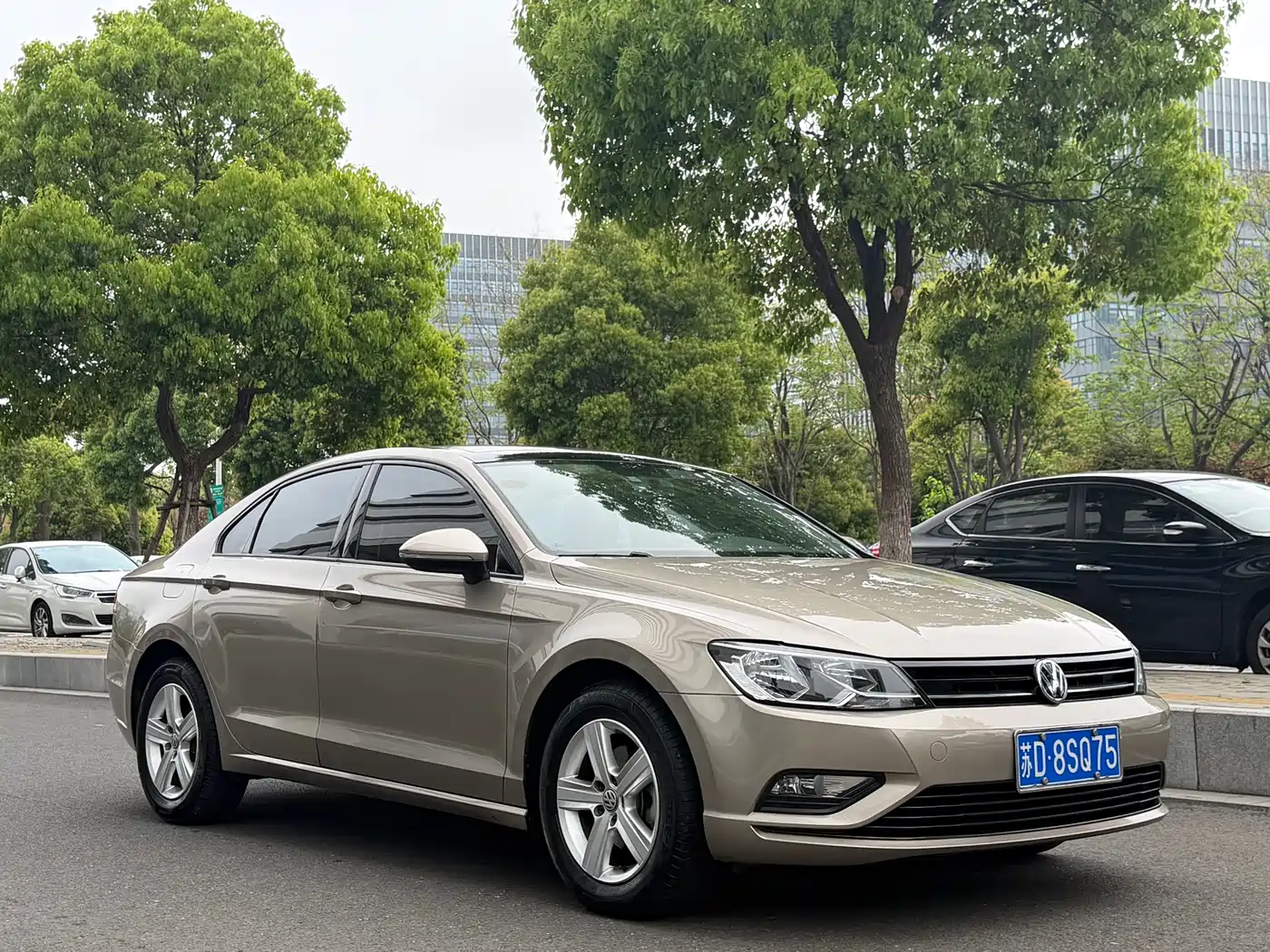 Volkswagen Lamando 2018 230TSI DSG Trend Edition фото 2