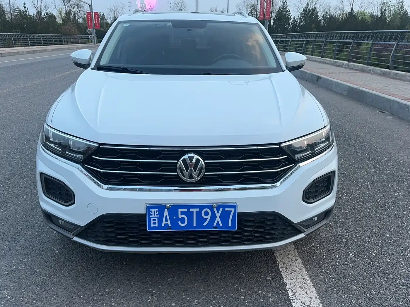 Volkswagen T-ROC 2019 230TSI DSG 2WD Progressive Version China VI фото 4