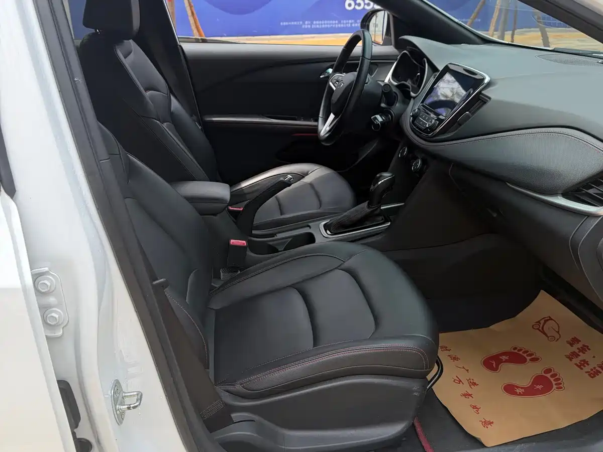 Chevrolet Monza 2019 RS 330T Auto Smooth Edition China VI фото 11