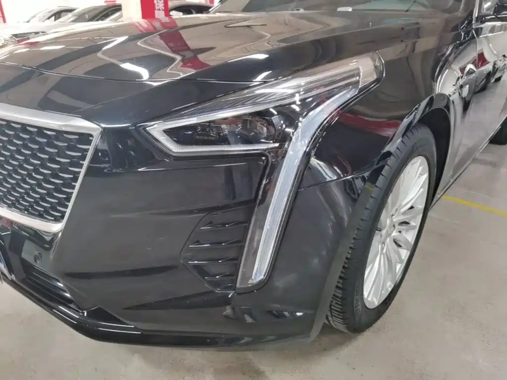 Фото 24 - Cadillac CT6