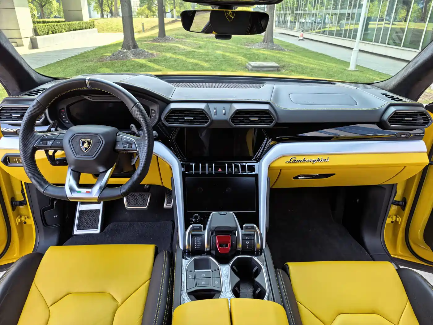 Lamborghini Urus 2021 4.0T V8 фото 16