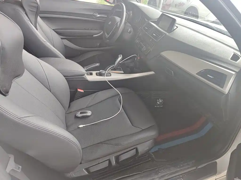 BMW 2 Series (Import) 2016 2015 218i Convertible Coupe