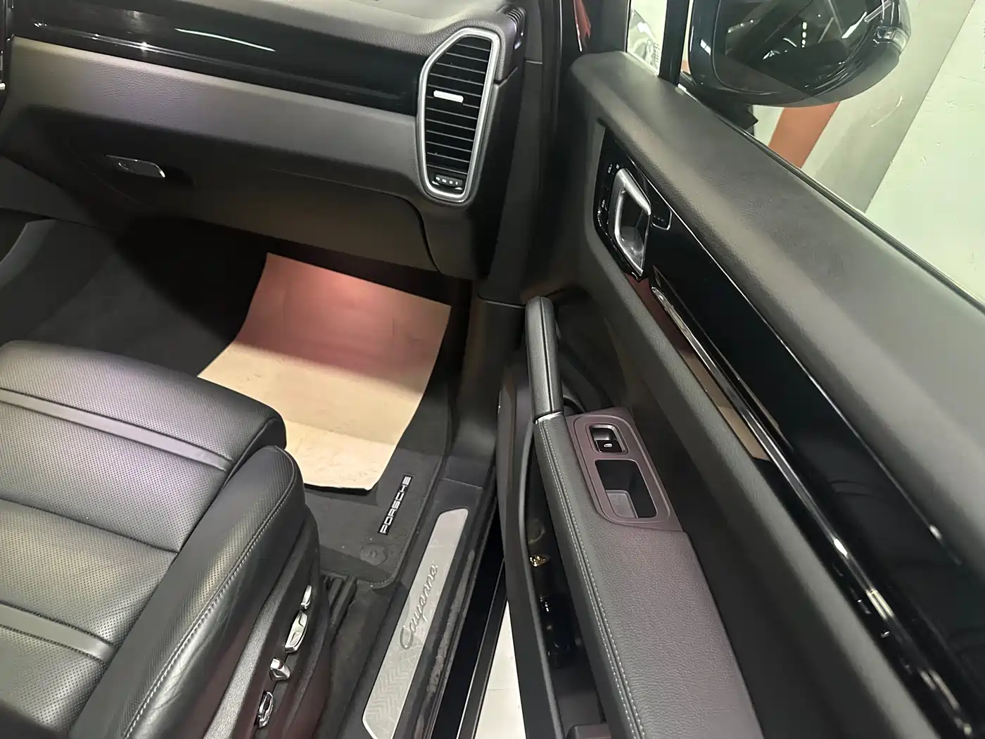 PORSCHE CAYENNE NEW ENERGY