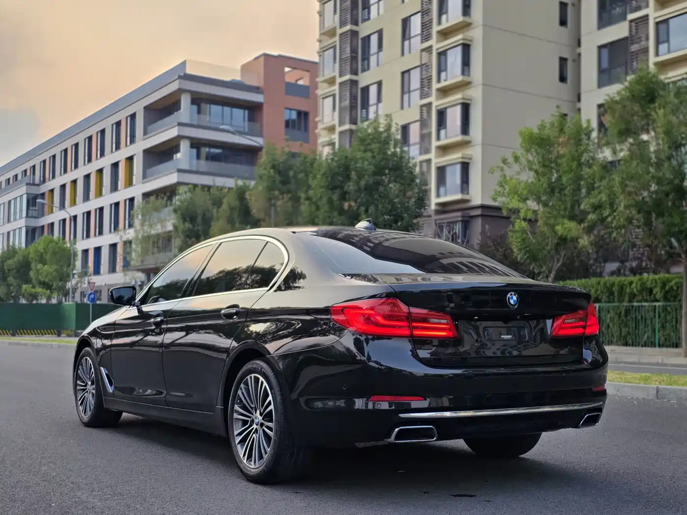 Photo 30 - BMW 5 Series