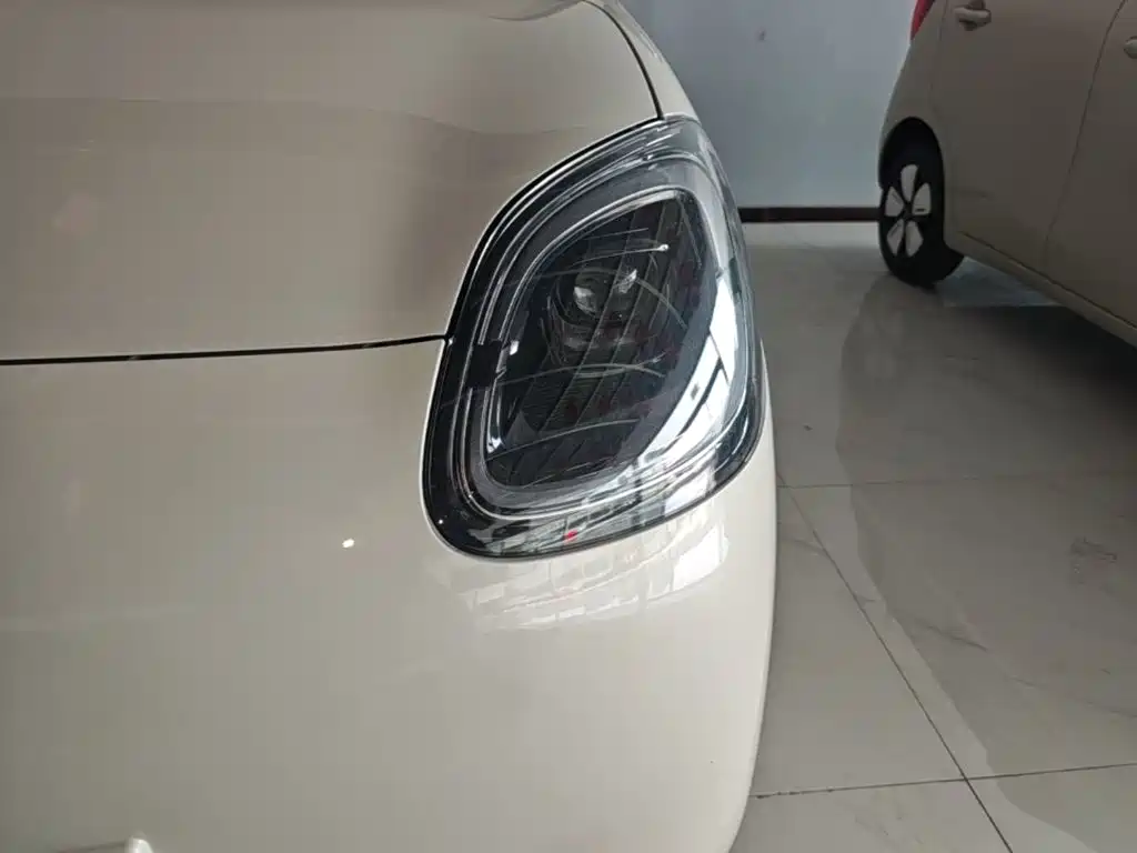 Wuling Motors Hongguang MINIEV 2026 2025 4-Door Advanced