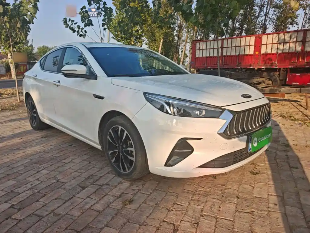 JAC JAC J7 2020 2020 1.5T CVT Surpass Type