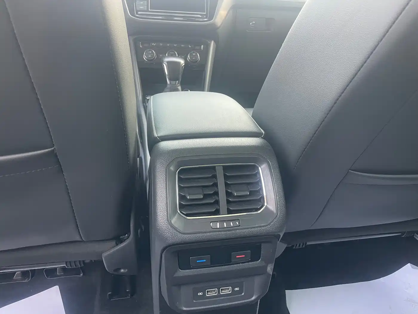 Volkswagen Tiguan L 2019 330TSI Automatic 2WD Smart Luxury Edition China VI фото 11