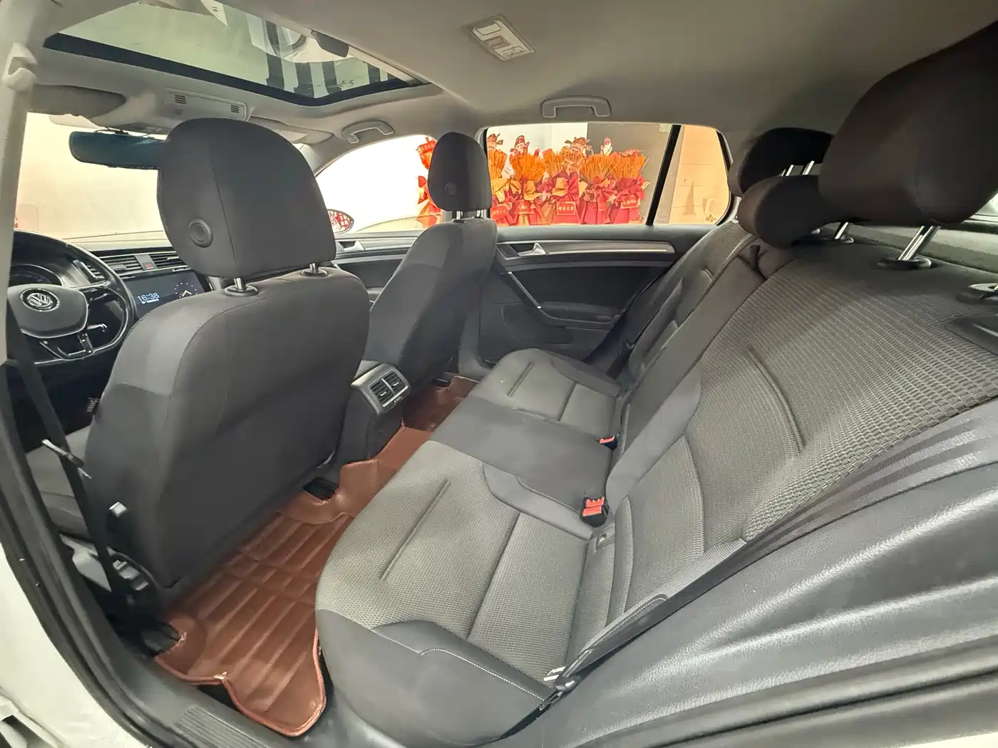 Volkswagen Golf 2015 1.4TSI Automatic Comfort фото 9