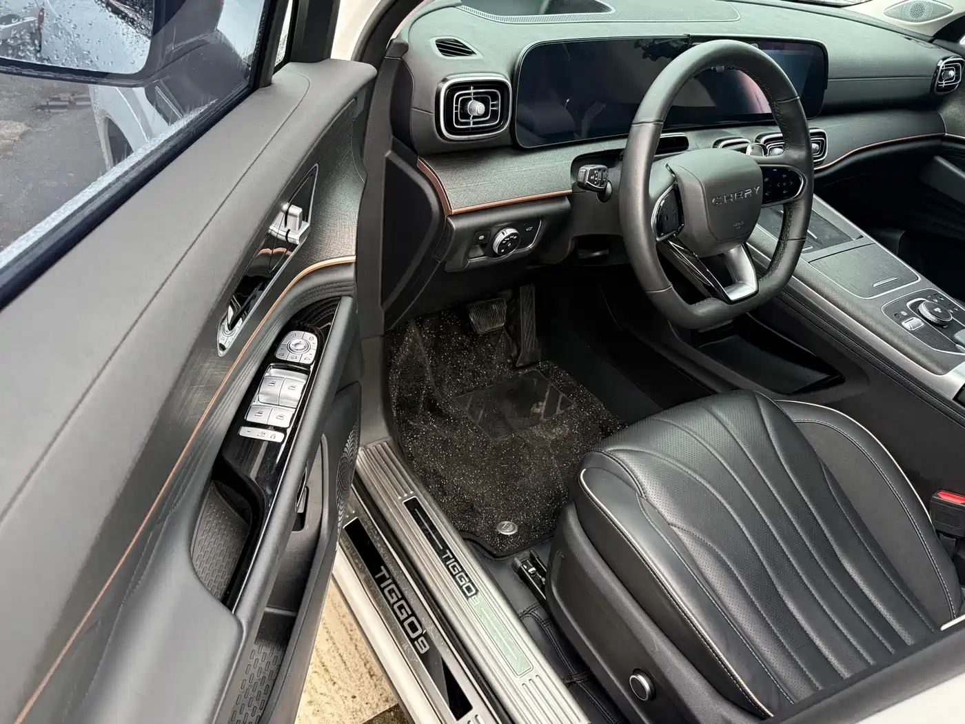 Chery Tiggo 9 2023 2023 2.0T Automatic 2WD Luxury 7-Seater