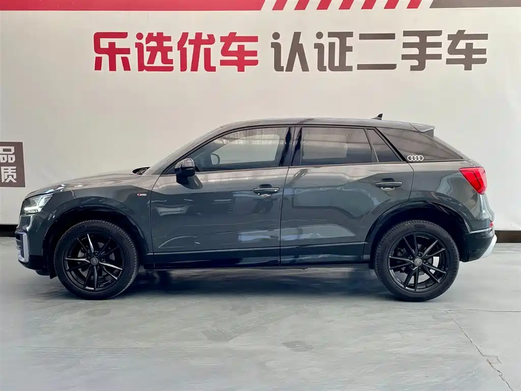 Audi Q2L 2020 35 TFSI Progressive Dynamic Model фото 3