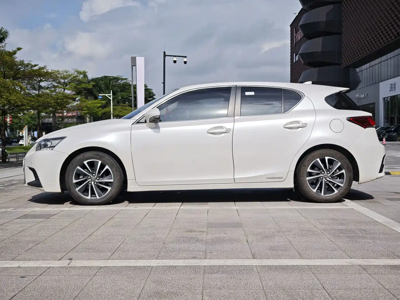 Lexus CT 2020 2017 CT200h Elite Edition Monochrome China V