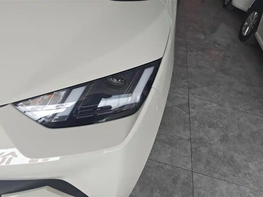 BYD Seagull 2024 Glory Edition 305km Freedom Edition фото 5
